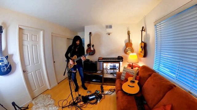 The Robots by Kraftwerk Cover Roland GR-55 Guitar Synth смотреть онлайн