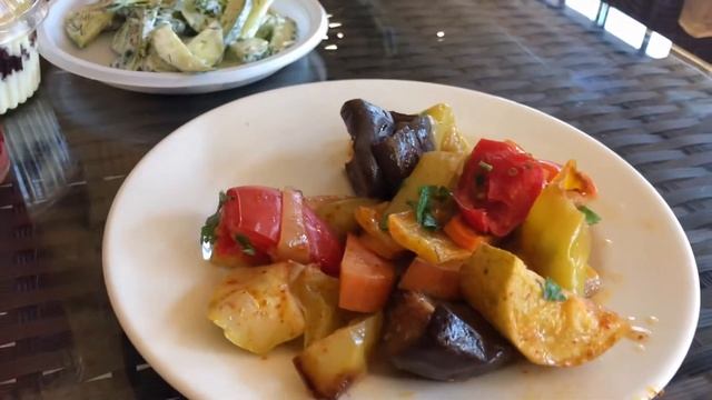 Пляж Барракуда ? Купаемся на арбузе ?? Вкусный обед ?