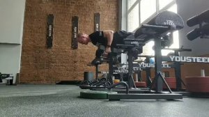 Экстензии бедер с горизонтальной тягой (1)