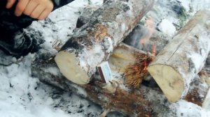 КАК РАЗВЕСТИ КОСТЕР ЗИМОЙ