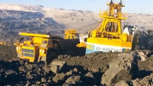 погрузка БеЛаза экскаватором ЭКГ  12к