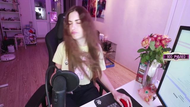 Топ твича|Надела ошейник на себя?| Тверк игрушки ? смотреть онлайн