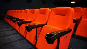 Кресло для компьютера из кинотеатра. Переделка .