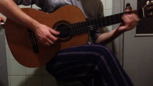 Играет на гитаре, перебором.поёт в живую. Авторская песня. Бумеранг- палата №6