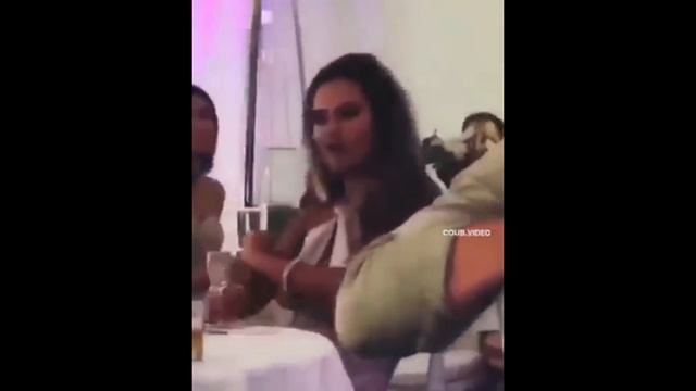 Когда твоя Венера в Овне, Скорпионе вышла из под контроля смотреть онлайн