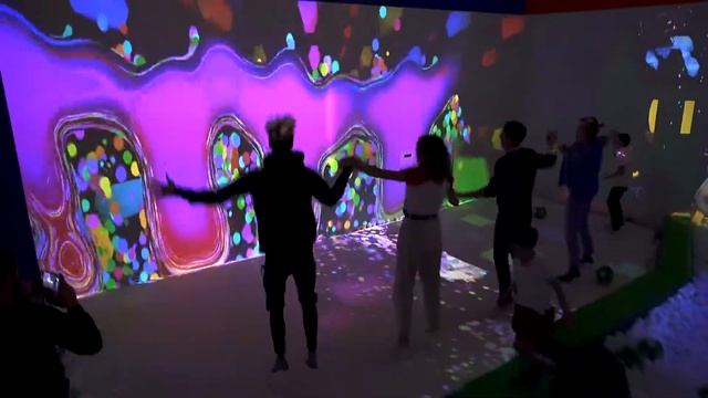 Интерактивная дискотека в Hello Park смотреть онлайн