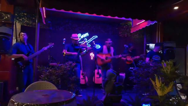 Rose For You - Ammy Kurniawan Feat G.Project смотреть онлайн