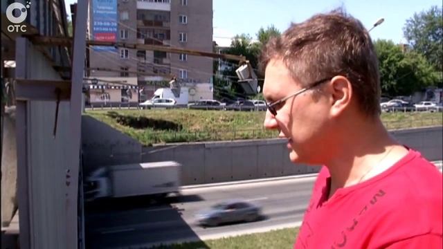 Подпорная стена эстакады на улице Ипподромской может рухнуть в любой момент