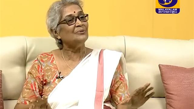 DR.SULOCHANA NALAPPATTU (Writer) in Sudhinam смотреть онлайн