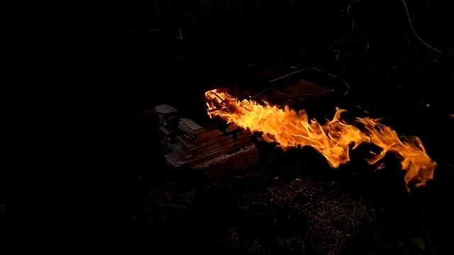 Горелка “горизонталка” на максимально, критической мощности.