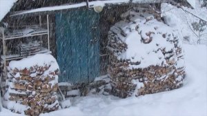 СВЕЧА ГОРЕЛА НА СТОЛЕ ...