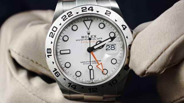 ROLEX Oyster Perpetual Date Explorer II. Hands-on Reference 226570 Black & White Dial. смотреть онлайн