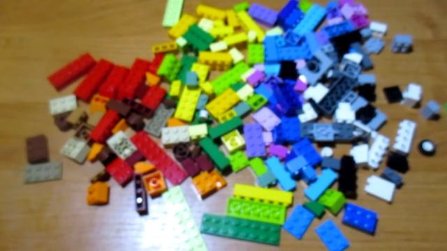 Lego Classic 10713 Чемоданчик для творчества смотреть онлайн