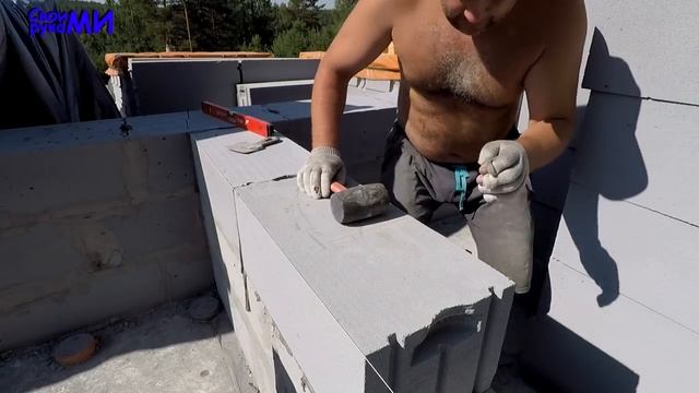 =Баня подпиЩику. День 17-18. Сухой шов, как класть газоблок=