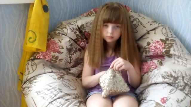 Что есть в косметичке у 10 летней модницы? смотреть онлайн