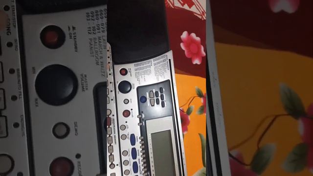 PRESENTACION DEL TECLADO YAMAHA PSR 550 смотреть онлайн