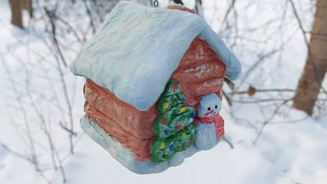 Елочная игрушка Избушка