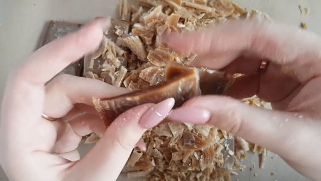 Oddly satisfying soap. Soap cutting. Soap carving asmr. Tar soap. Резка дегтярного мыла. Асмр мыло. смотреть онлайн