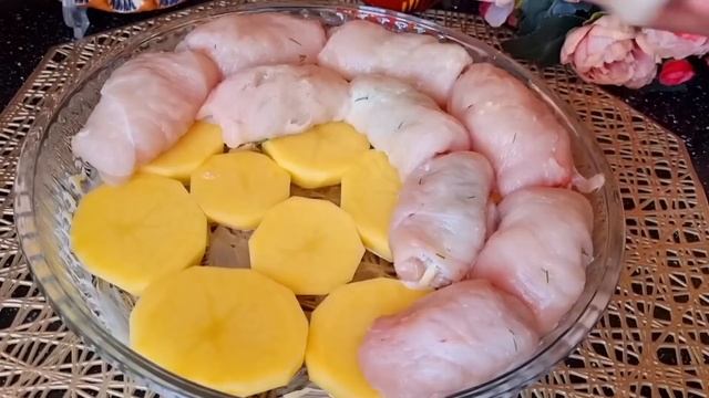 Теперь курицы готовлю только так. В ресторане такого не купишь. Один раз попробовала и готовлю. смотреть онлайн