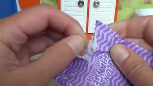 УТРО НОВОЙ СЕМЕЙКИ ЛОЛ СЮРПРИЗ! Первый день в садике мультики Лол Даринелка