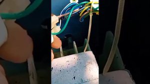 Почему стиральная машинка бьёт током. Важно знать.