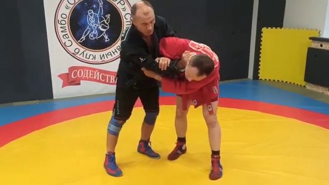 Самбо. Задняя подножка как контр приём от захвата за пояс смотреть онлайн