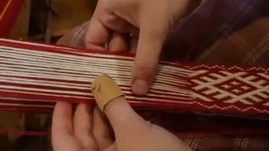 4. Как соткать пояс на дощечках