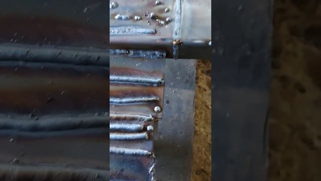 GK Electric MIG 200 DoublePulse 4ROLL MaestroСварочный полуавтомат (220B, 10-200A, DPULSE смотреть онлайн