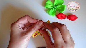Яркие бантики из репсовых лент своими руками