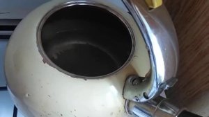 что делать если болтаются ручки у сковородки и чайника