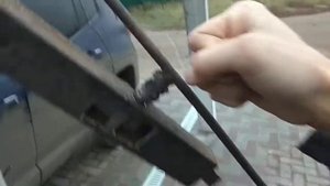 Инструмент (самодельный) для затяжки бандажных лент на ЛЭП.