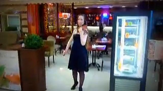 скрипка в ресторане Манчо смотреть онлайн
