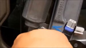 Ремонт и замена стеклоподъёмника на Peugeot 207