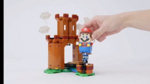 играю в Лего Супер Марио в приложении показываю добавочные наборы