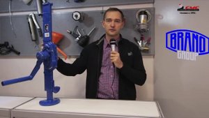 Домкрат реечный BRANO ДР