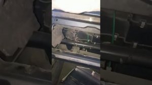 Mercedes w210 разбор бардачка и обшивки под ним