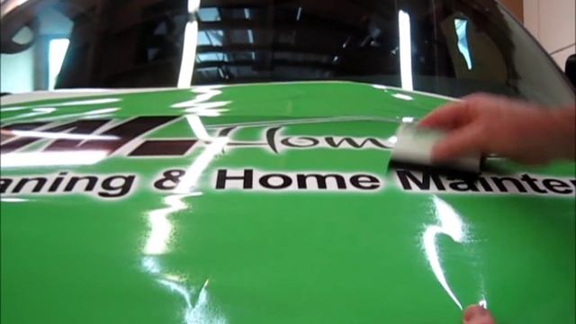 Rubber Neck Signs installs van wrap for JW Home Care смотреть онлайн
