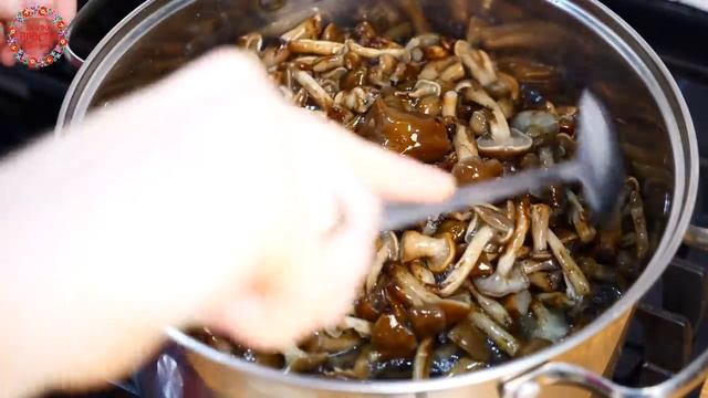 Самый ВКУСНЫЙ и Самый ПРОСТОЙ Рецепт консервации грибов!!!Маринованные грибы на зиму! смотреть онлайн