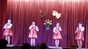 песня "Крапива-лебеда" от гр. Веснушки