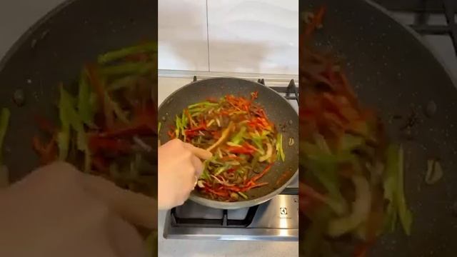 САМАЯ АРОМАТНАЯ И ВКУСНАЯ ФУНЧОЗА#2023 #блогер#ютуб#еда#едадомашняя#едимдома#рецепт#вкусноиточка#пп