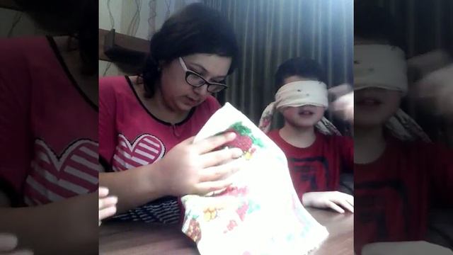 ЧЕЛЛЕНДЖ пробуем разные фрукты и овощи и угадываем! смотреть онлайн