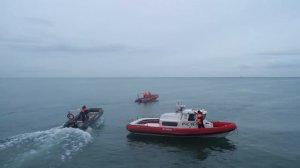 Водолазы поднимают со дна Черного моря обломки самолета Ту-154