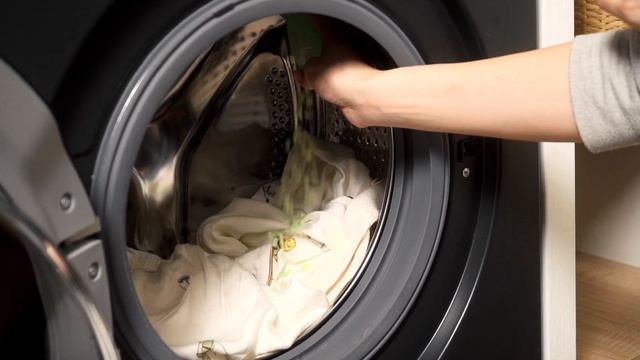 Парфюм для белья в гранулах FRESH & MORE смотреть онлайн