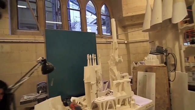 Искупительный храм Саграда Фамилия (Sagrada Família)