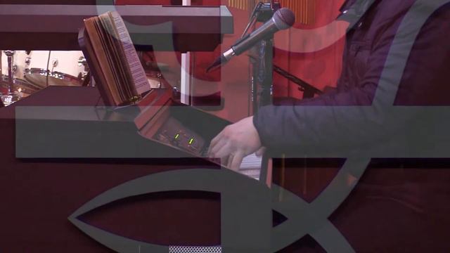 Течет ли жизнь мирно - христианские песни | Владимир и Анна Кобяк | смотреть онлайн