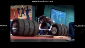 Мужик поднял 1 тонну