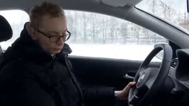 Обзор на Volkswagen Polo V 1.6 TSI смотреть онлайн