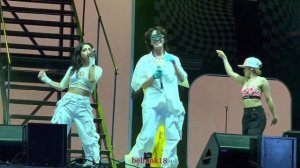 Fancam J-HOPE 'Chicken Noodle Soup' with Becky G live @ Lollapalozza Chicago 2022 #hobipalooza