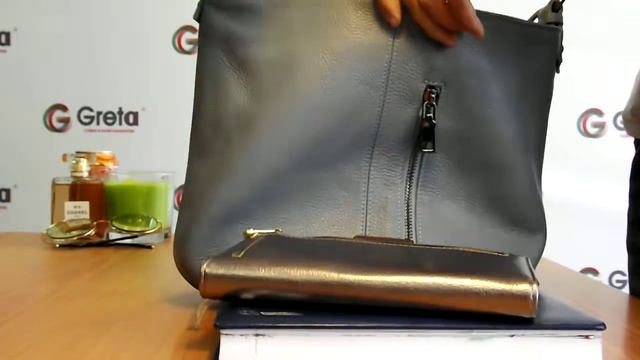 Модные сумки 2019 - Сумка хобо из натуральной кожи 8317JN7 смотреть онлайн