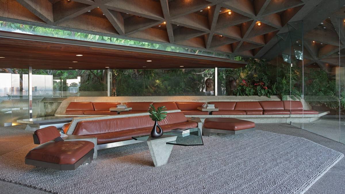 John Lautner / Touring One of the Most Iconic Modern Homes in the WORLD!